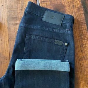 Slimmy raw denim